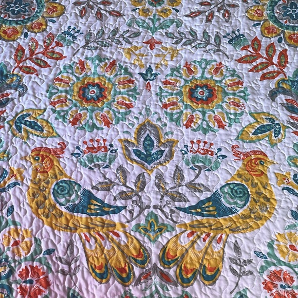 Maxeys Reversible Coverlet Set - Picture 8 of 14